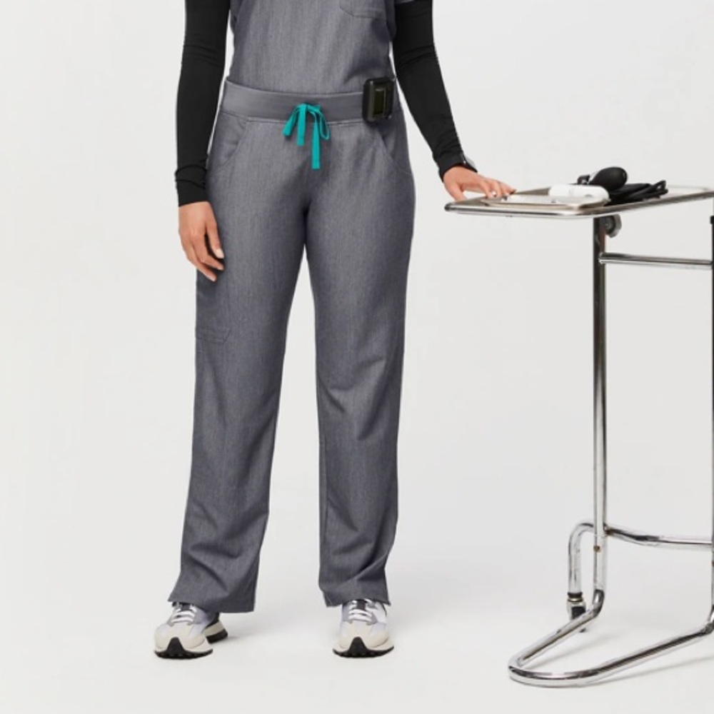 Kade™ Cargo Scrub Pants